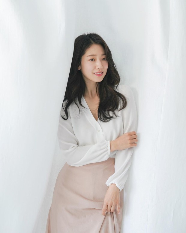 Detail Foto Rumah Park Shin Hye Nomer 32