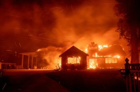 Detail Foto Rumah Terbakar Nomer 17