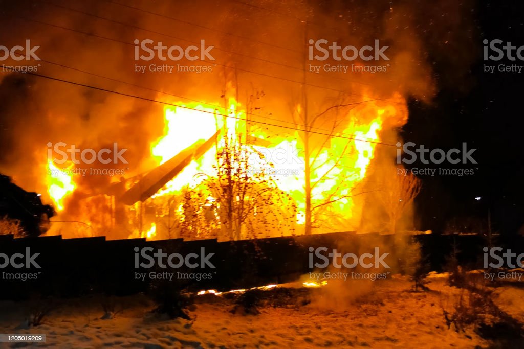 Detail Foto Rumah Terbakar Nomer 44