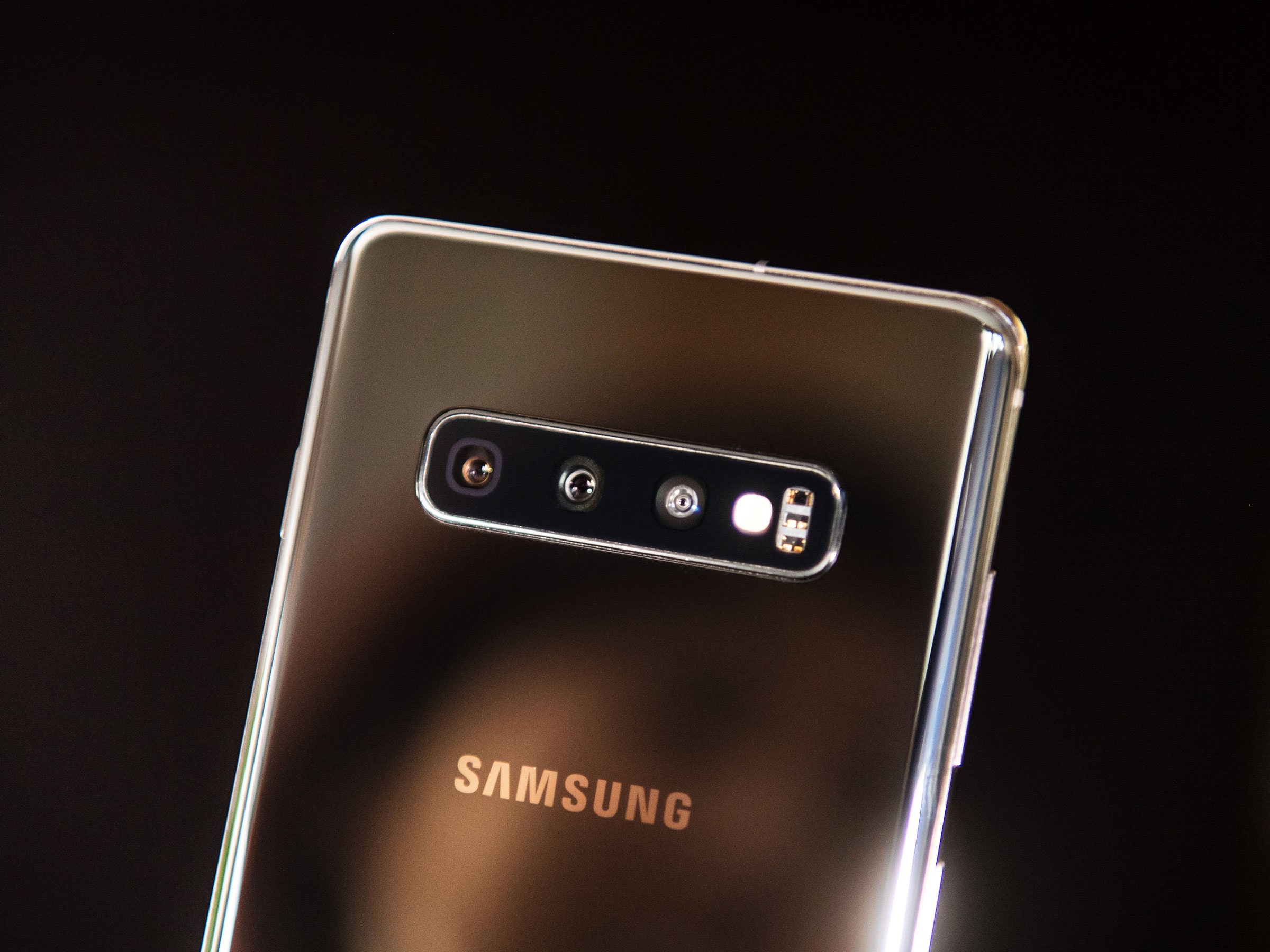 Detail Foto Samsung S10 Nomer 27