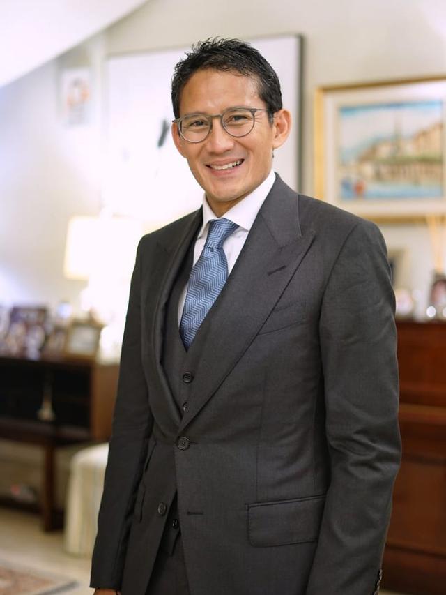 Detail Foto Sandiaga Uno Nomer 13