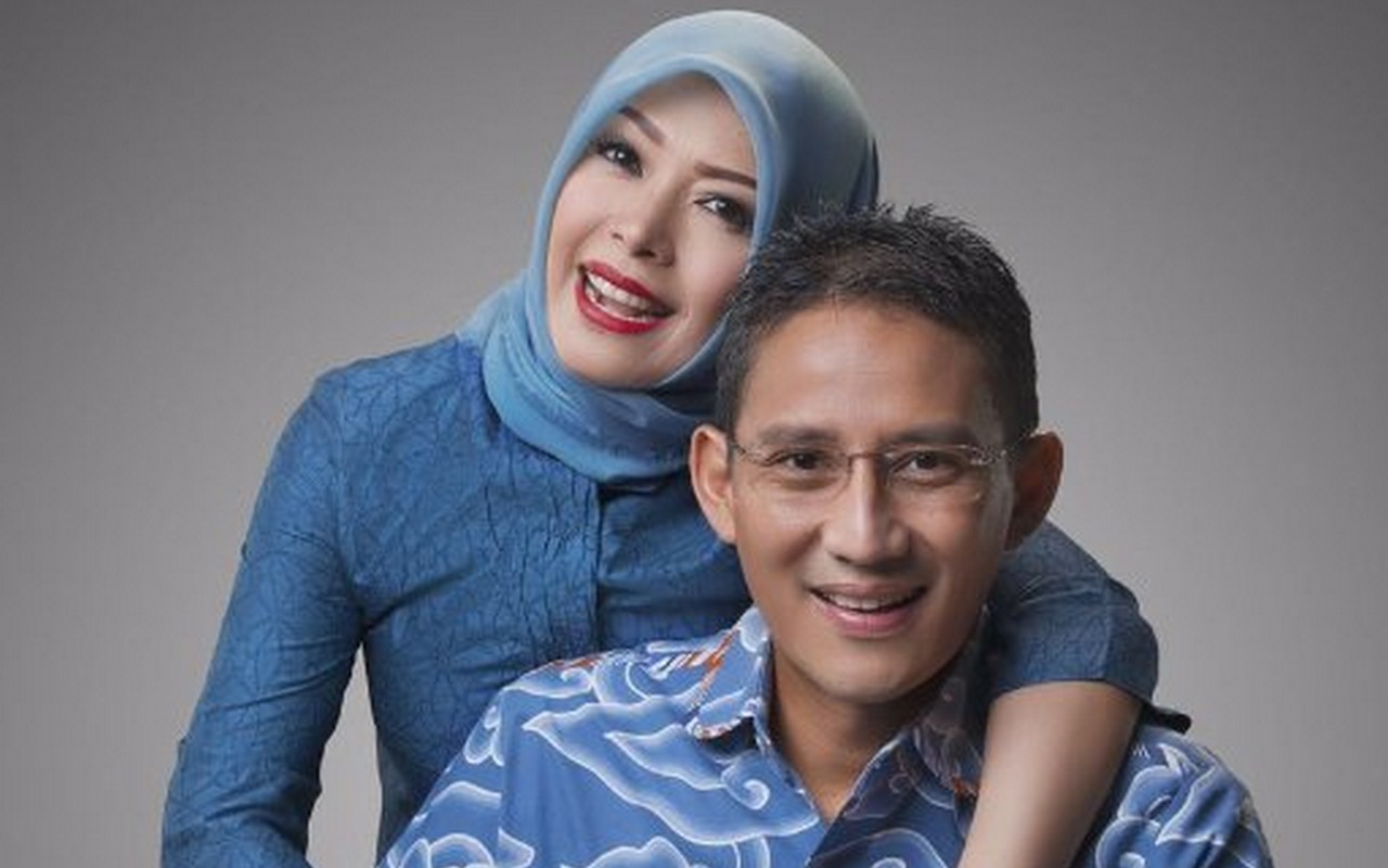 Detail Foto Sandiaga Uno Dan Keluarga Nomer 46