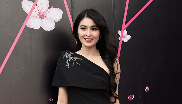 Detail Foto Sandra Dewi Cantik Nomer 59