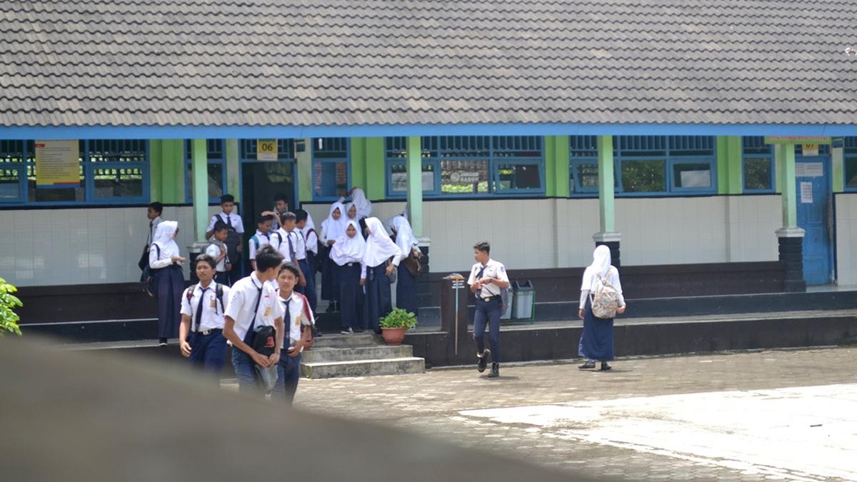 Detail Foto Sekolah Smp Nomer 16