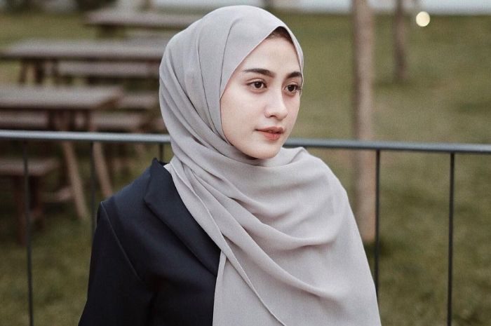 Detail Foto Selebgram Hijab Nomer 50