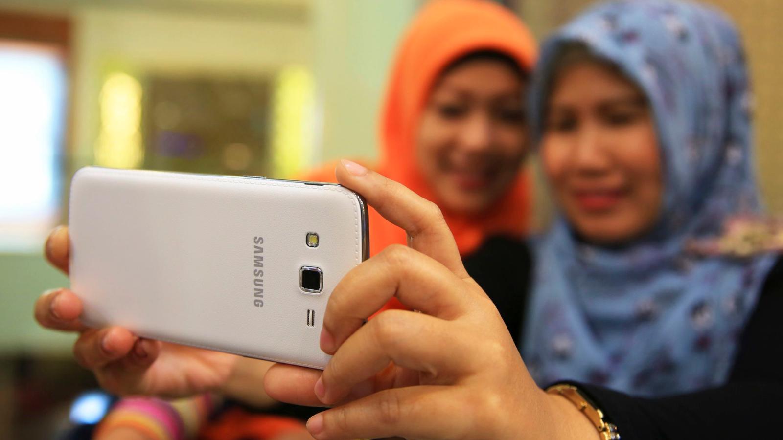 Detail Foto Selfie Haram Nomer 32