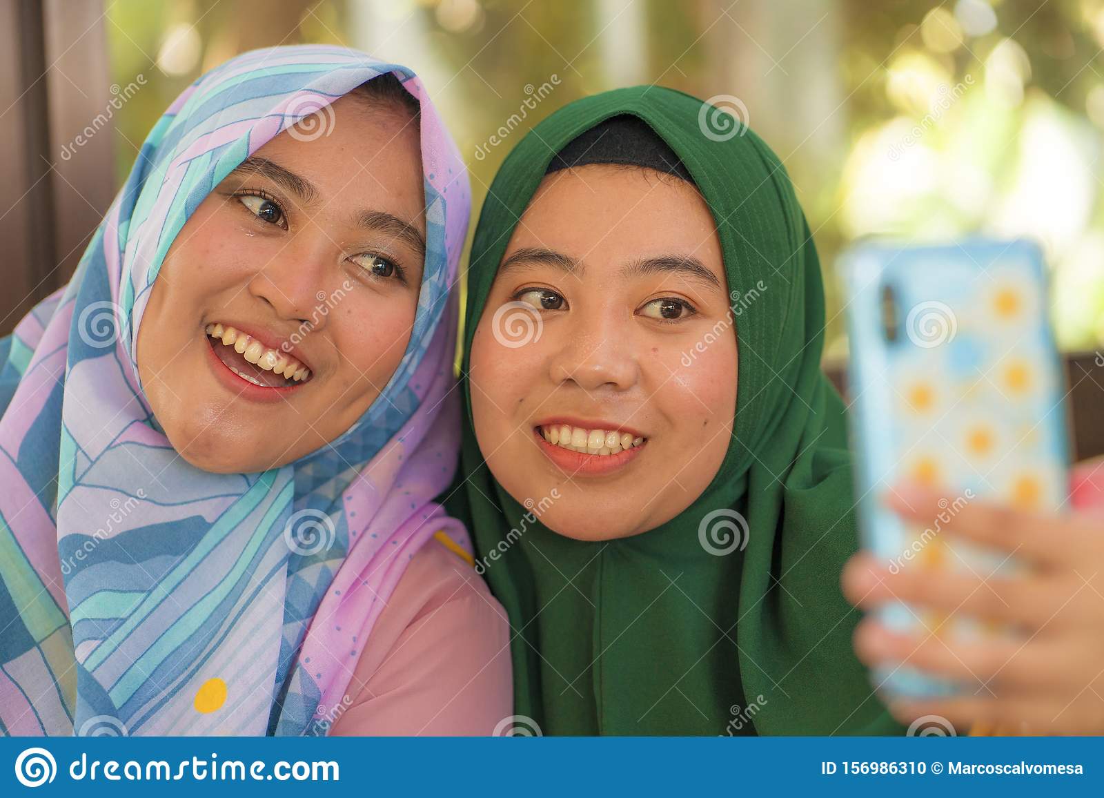Detail Foto Selfie Hijab Nomer 27