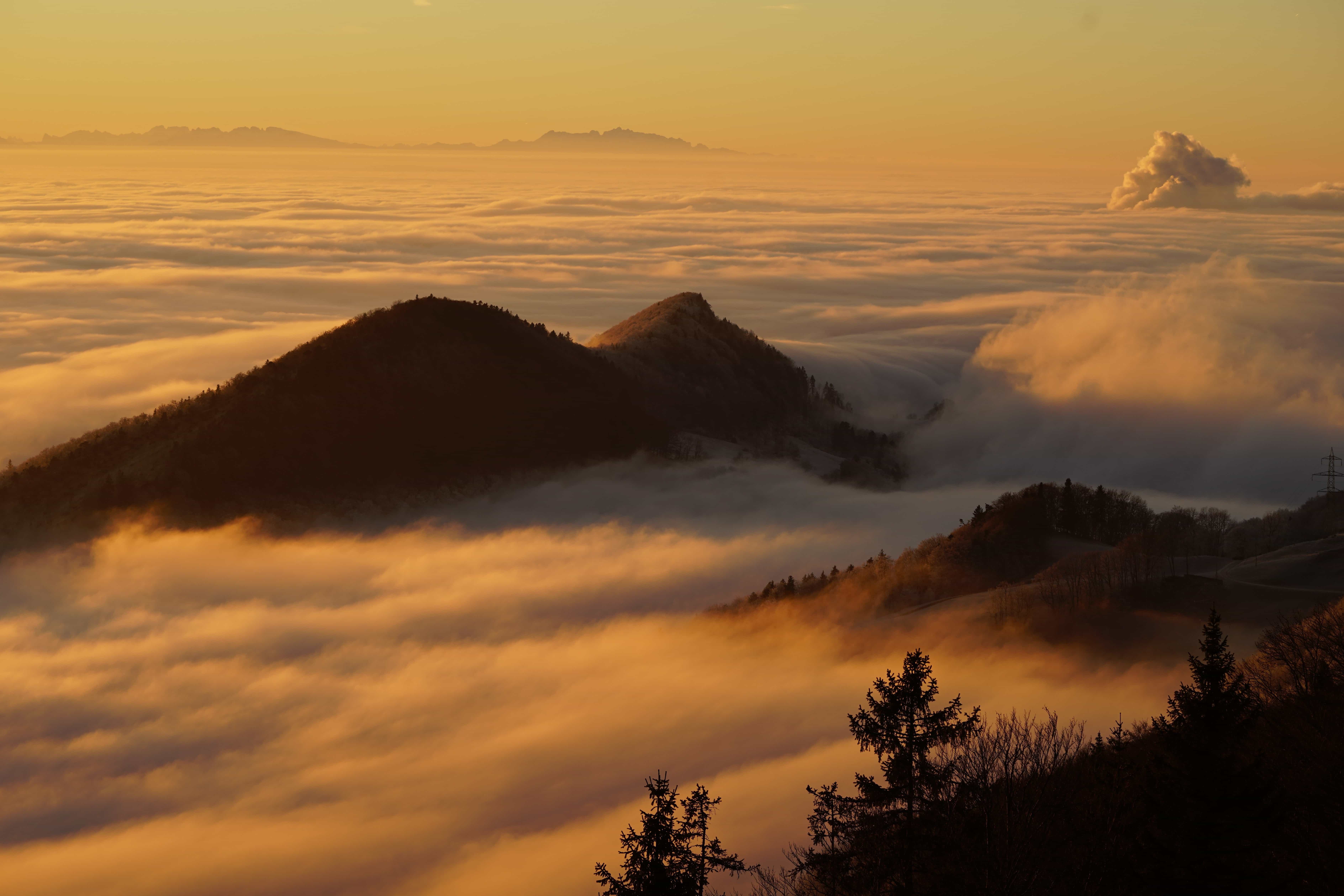 Detail Foto Senja Di Gunung Nomer 14