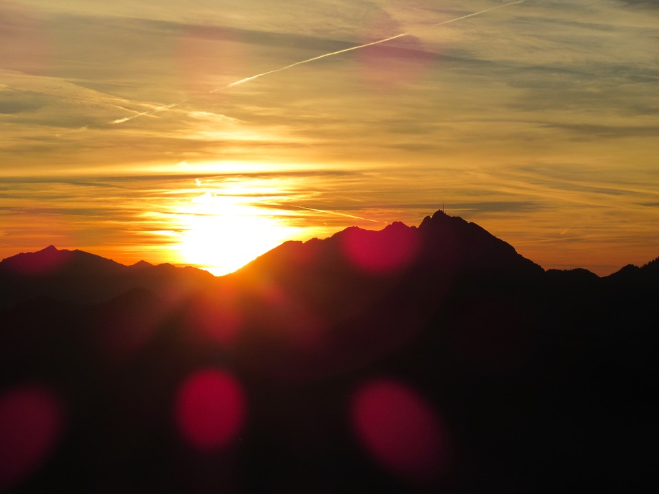Detail Foto Senja Di Gunung Nomer 24