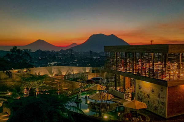 Detail Foto Senja Di Gunung Nomer 25