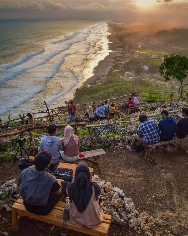 Detail Foto Senja Di Gunung Nomer 37