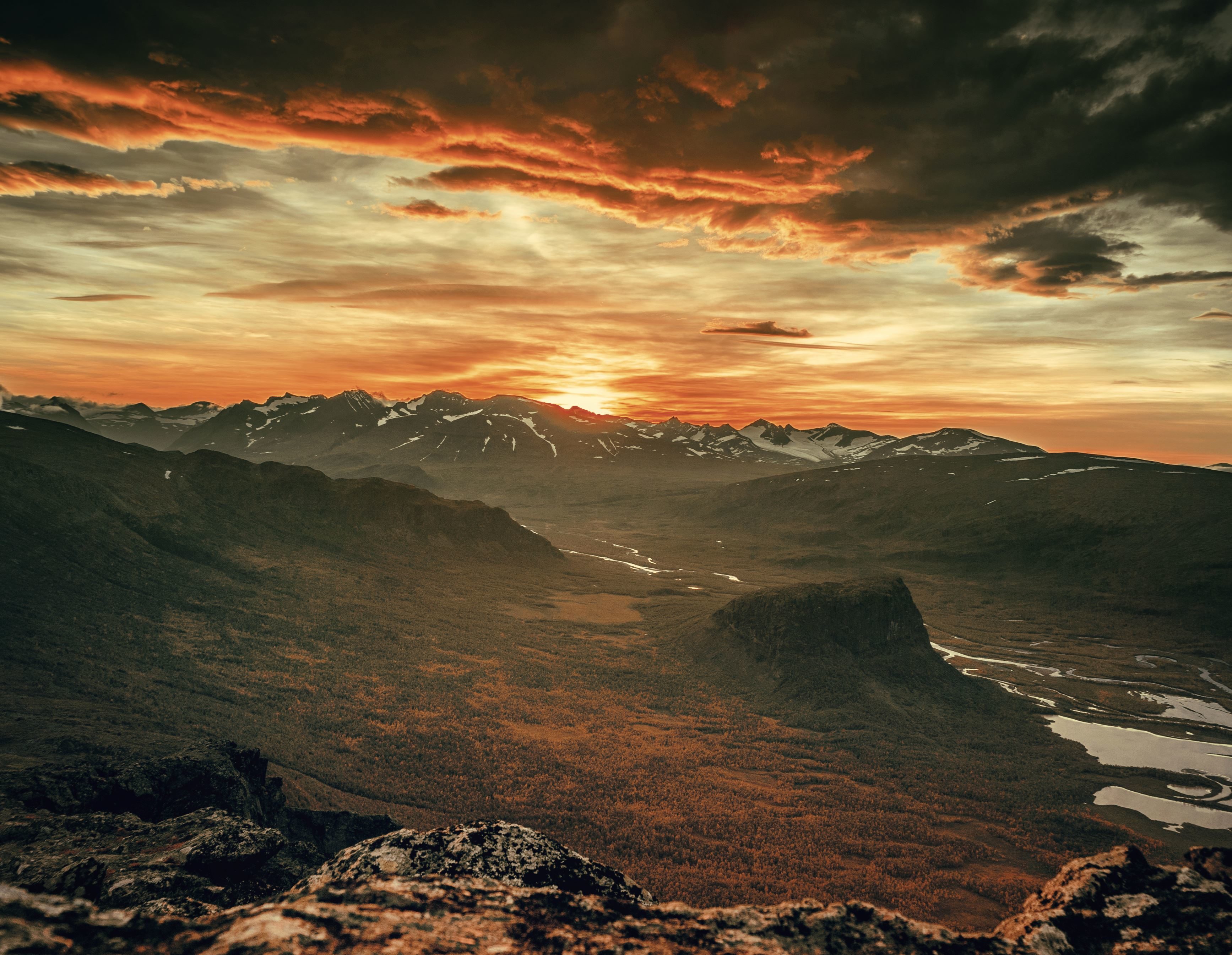 Detail Foto Senja Di Gunung Nomer 41