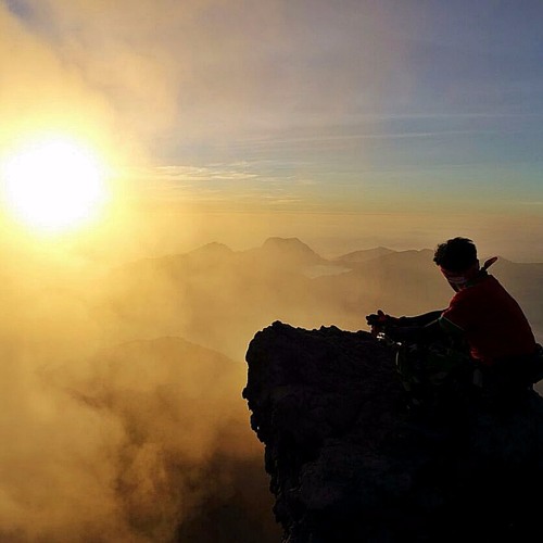 Detail Foto Senja Di Gunung Nomer 55