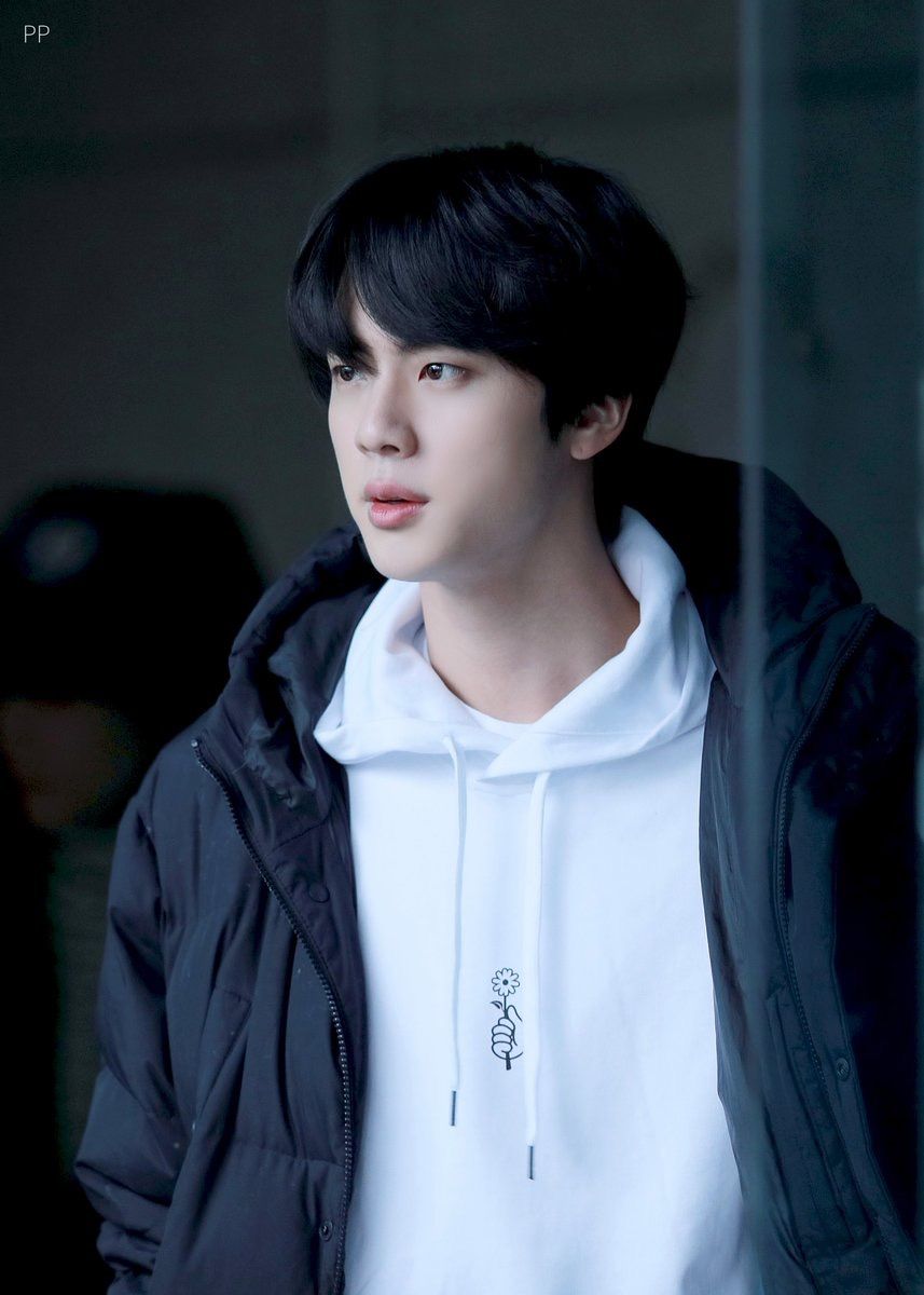 Detail Foto Seokjin Bts Nomer 6