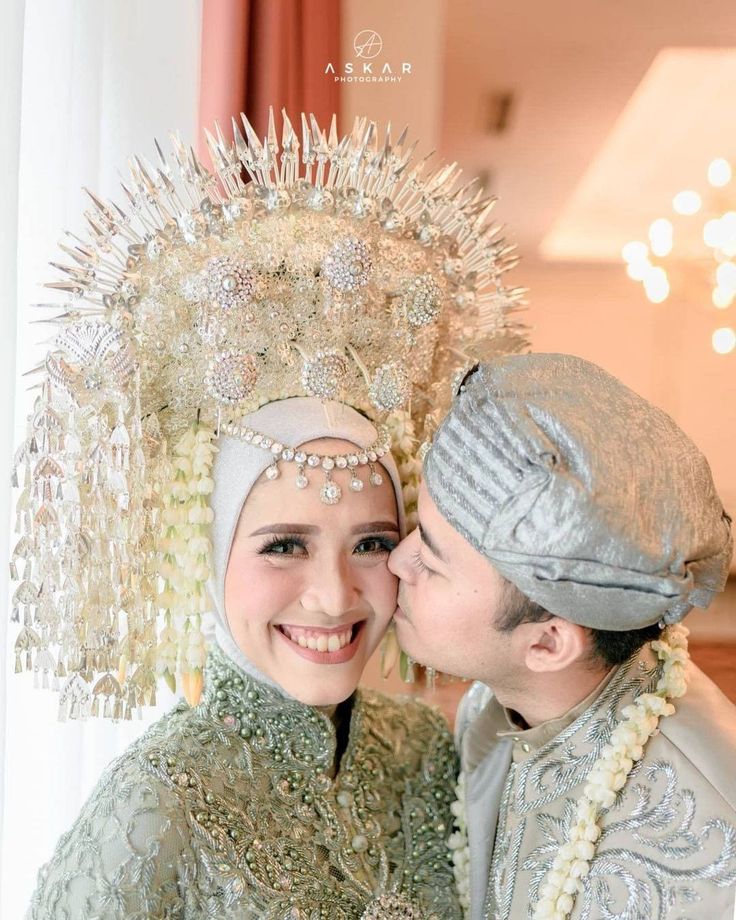 Detail Foto Sepasang Pengantin Nomer 28