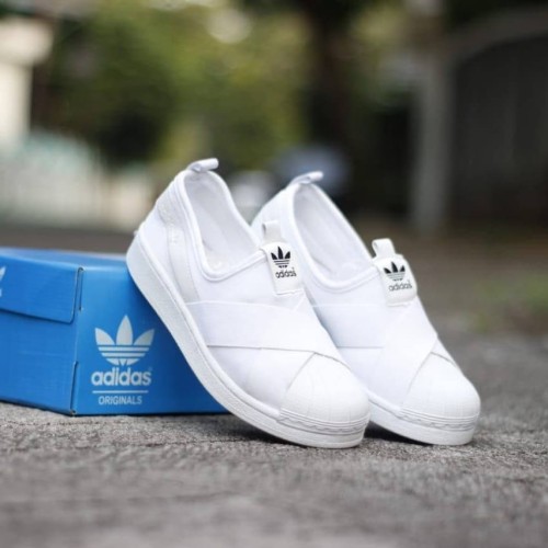 Detail Foto Sepatu Adidas Putih Nomer 28