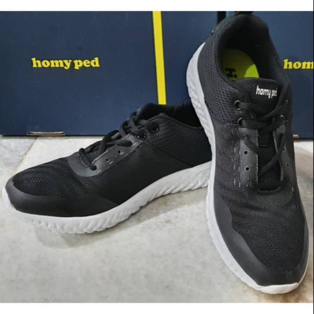 Detail Foto Sepatu Homyped Nomer 51