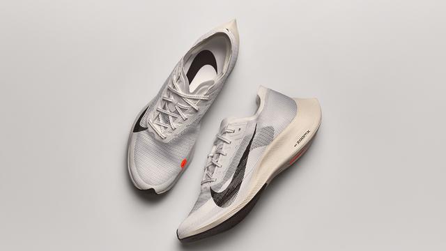 Detail Foto Sepatu Nike Running Nomer 12