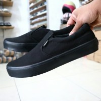 Detail Foto Sepatu Vans Hitam Polos Nomer 55