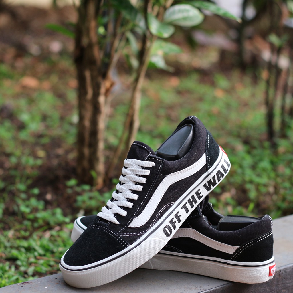 Detail Foto Sepatu Vans Off The Wall Nomer 47