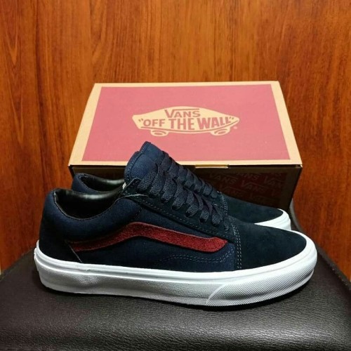 Detail Foto Sepatu Vans Terbaru Nomer 17