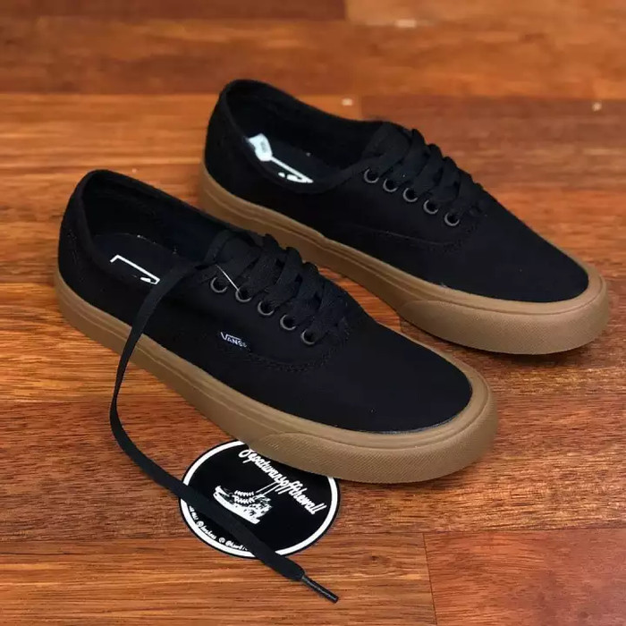 Detail Foto Sepatu Vans Terbaru Nomer 39