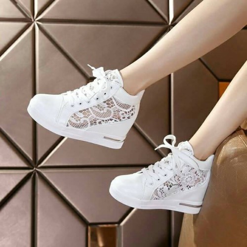 Detail Foto Sepatu Wedges Sneakers Nomer 32