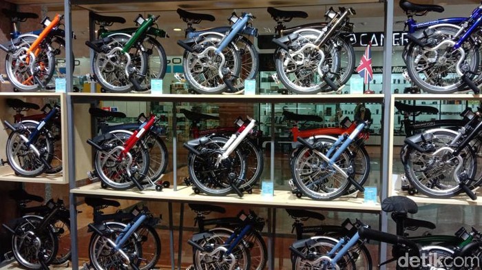 Detail Foto Sepeda Brompton Nomer 9