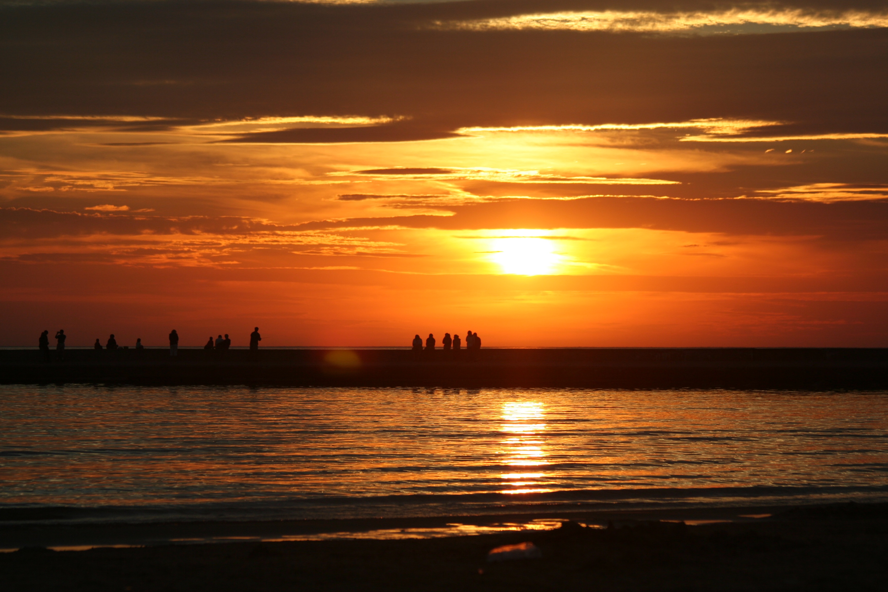 Detail Foto Siluet Di Pantai Nomer 41