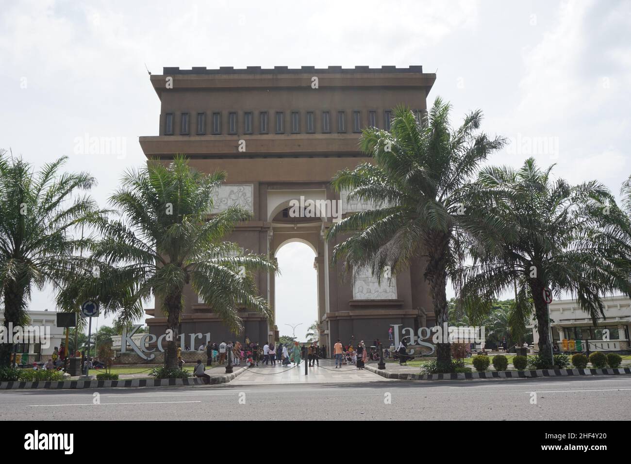 Detail Foto Simpang Lima Kediri Nomer 32