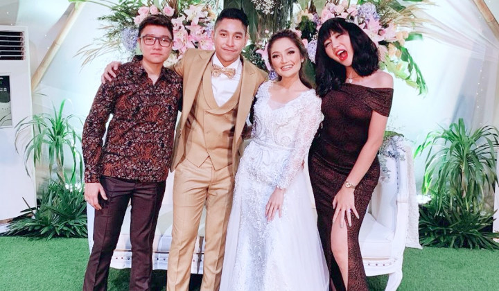 Detail Foto Siti Badriah Dan Pacar Nomer 29