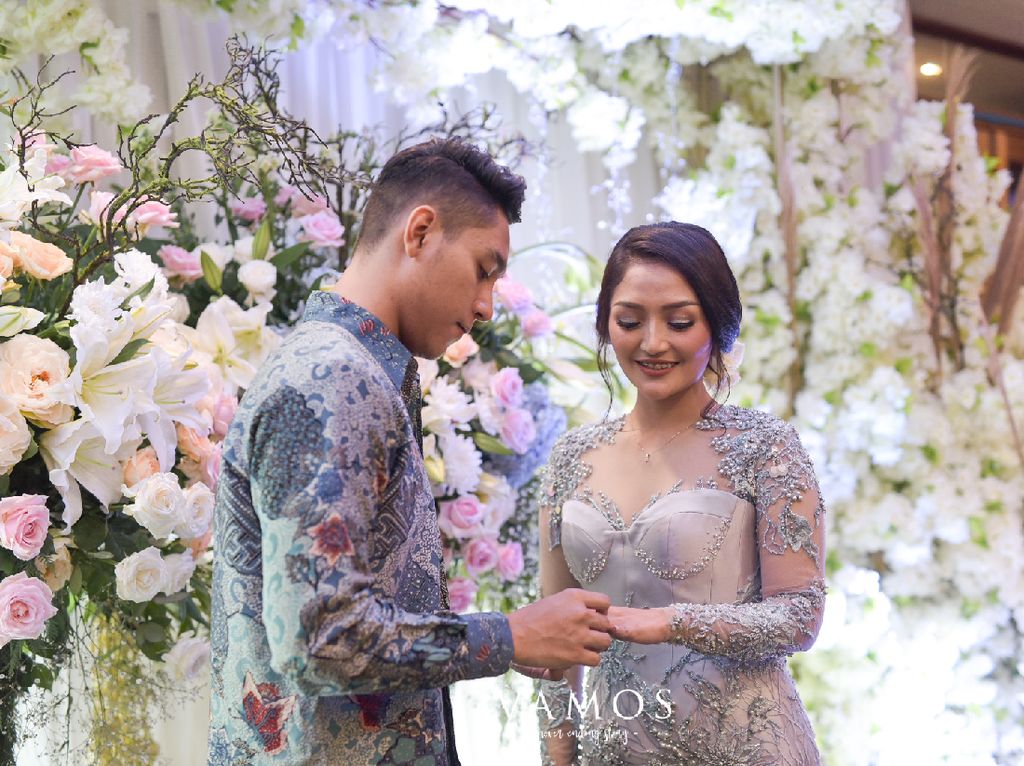 Detail Foto Siti Badriah Dan Pacar Nomer 52