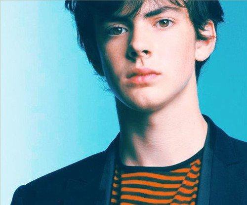 Detail Foto Skandar Keynes Terbaru Nomer 32