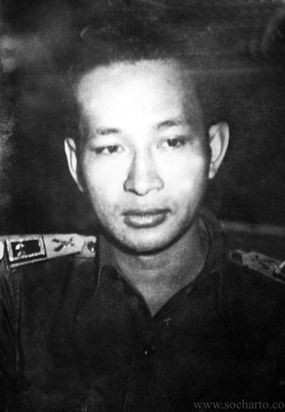 Detail Foto Soeharto Muda Nomer 35