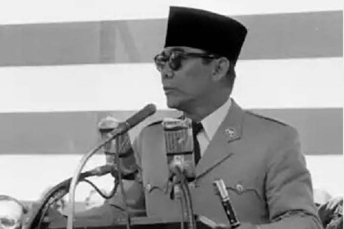 Detail Foto Soekarno Pidato Nomer 5