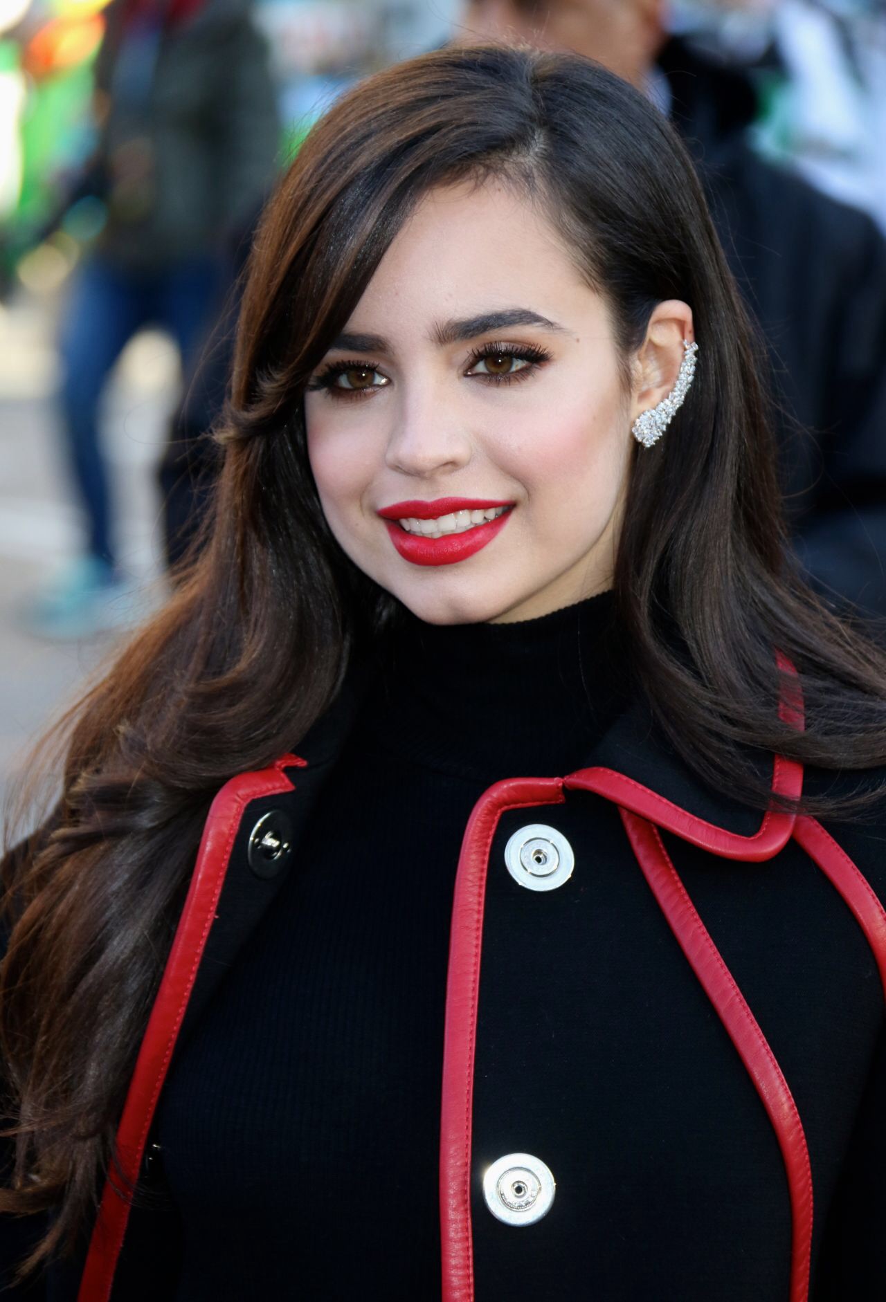 Detail Foto Sofia Carson Nomer 53