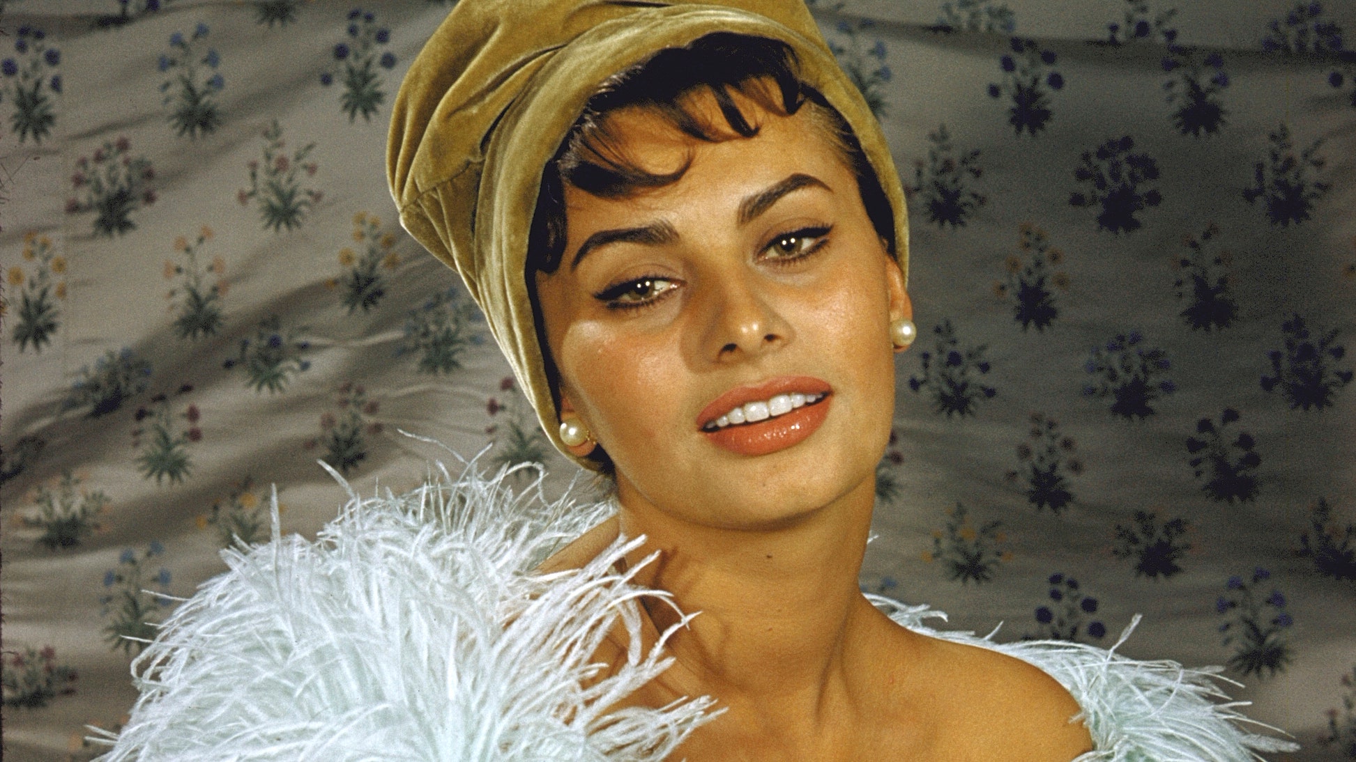 Detail Foto Sophia Loren Nomer 36