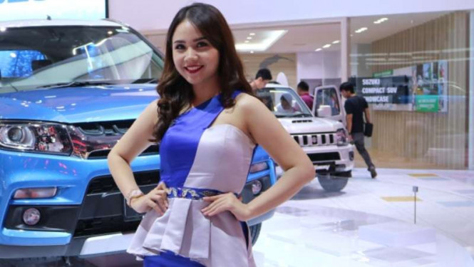 Detail Foto Spg Mobil Nomer 19