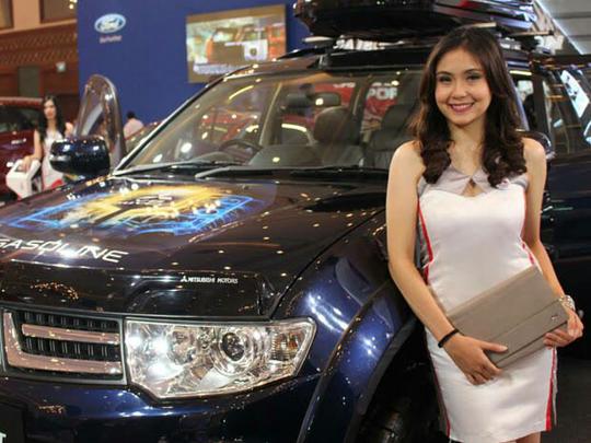 Detail Foto Spg Mobil Nomer 52