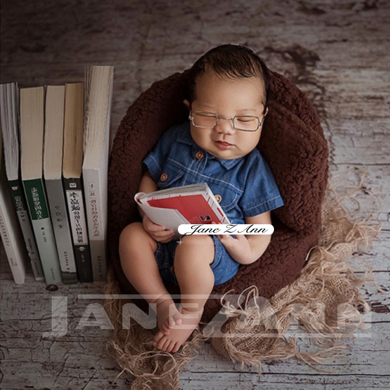 Detail Foto Studio Bayi Laki Laki Nomer 18