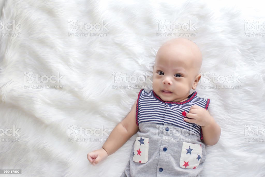 Detail Foto Studio Bayi Laki Laki Nomer 53