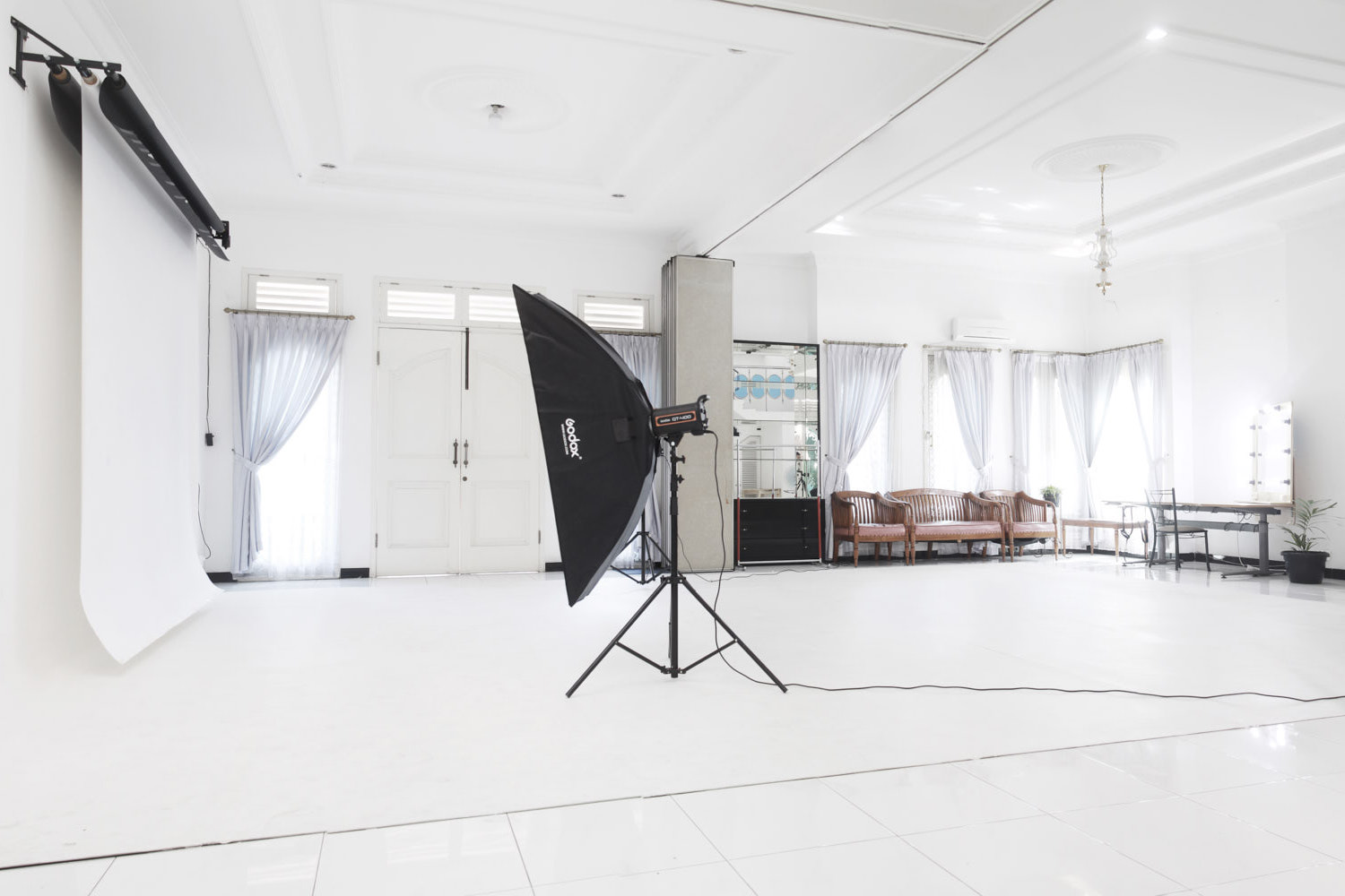 Foto Studio Jakarta - KibrisPDR