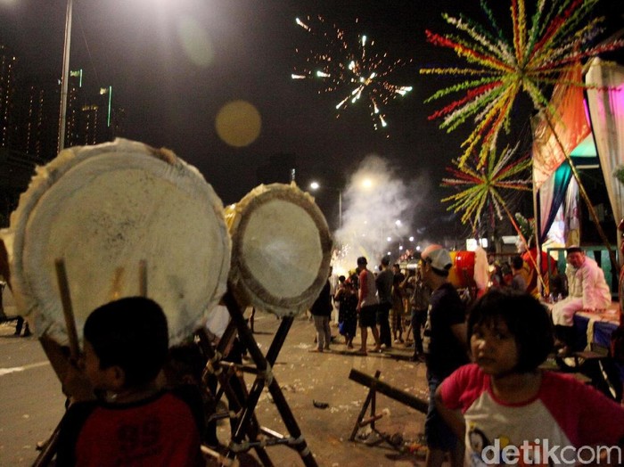 Foto Takbiran Idul Fitri - KibrisPDR