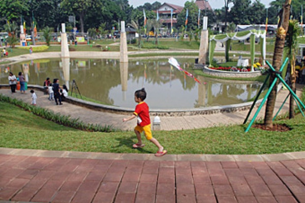 Detail Foto Taman Kota Nomer 15