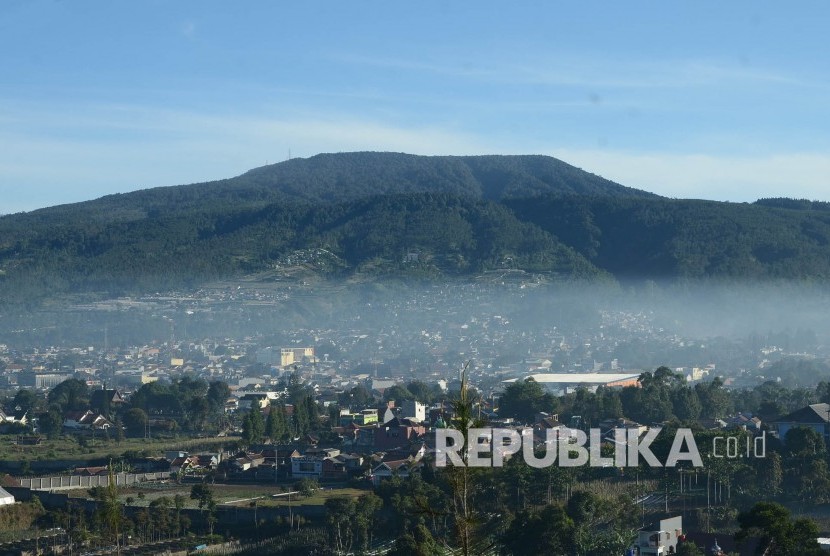 Detail Foto Tangkuban Perahu Nomer 25