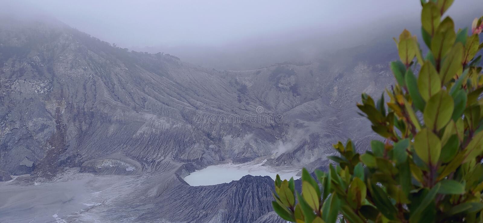 Detail Foto Tangkuban Perahu Nomer 45