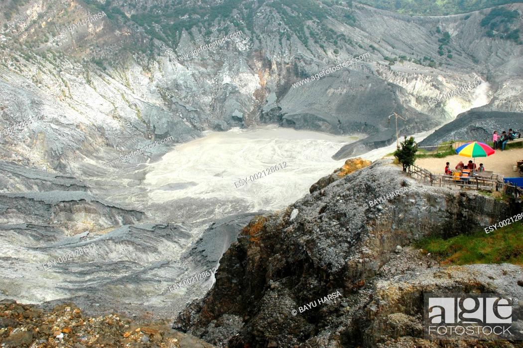 Detail Foto Tangkuban Perahu Nomer 52