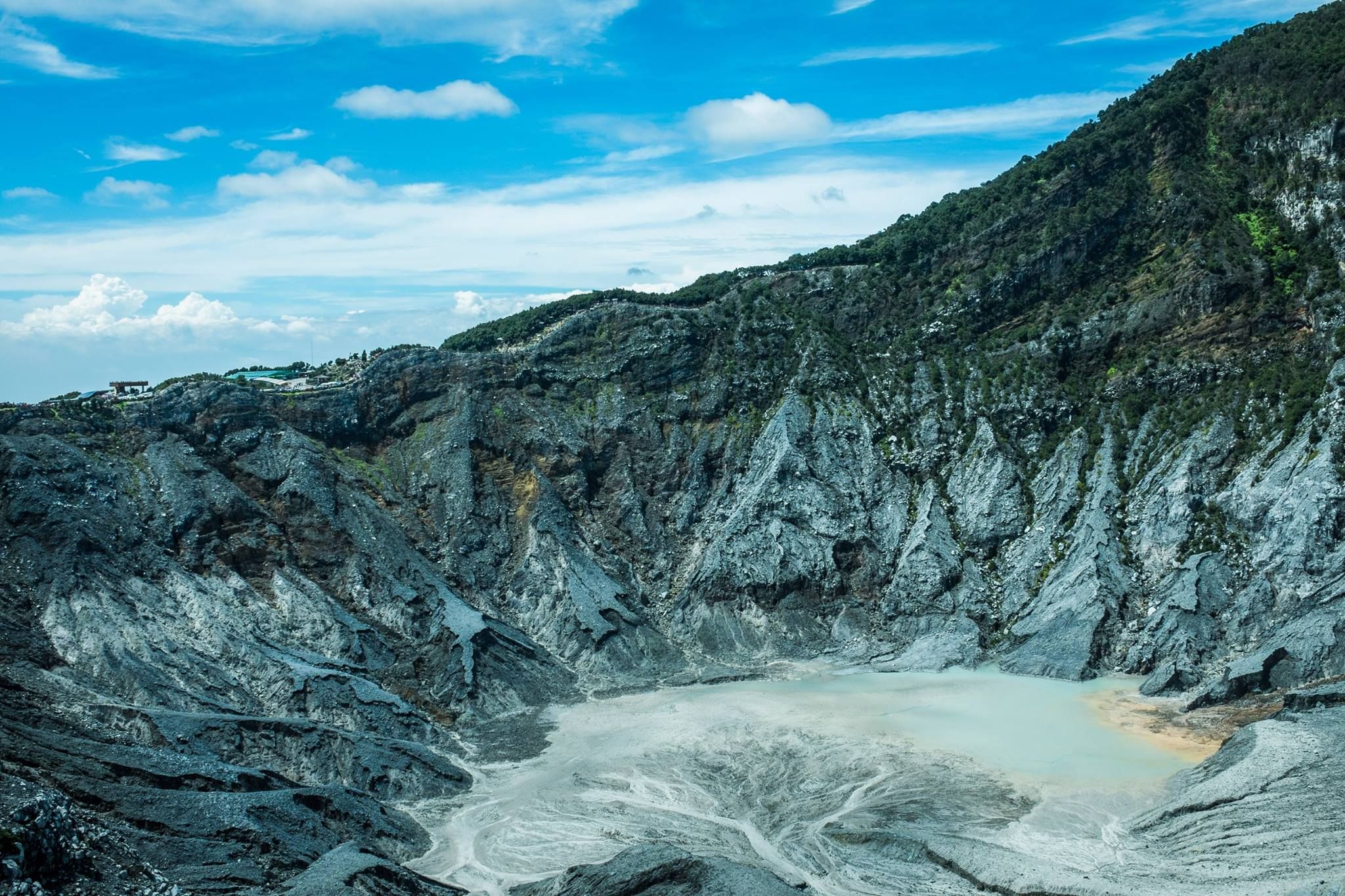 Detail Foto Tangkuban Perahu Nomer 54