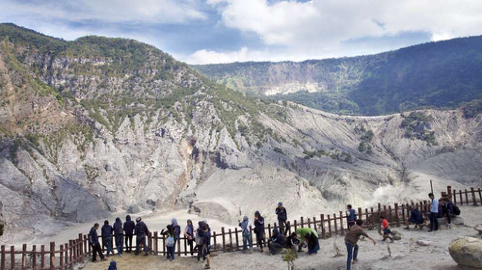 Detail Foto Tangkuban Perahu Nomer 8