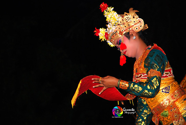 Detail Foto Tari Legong Nomer 49